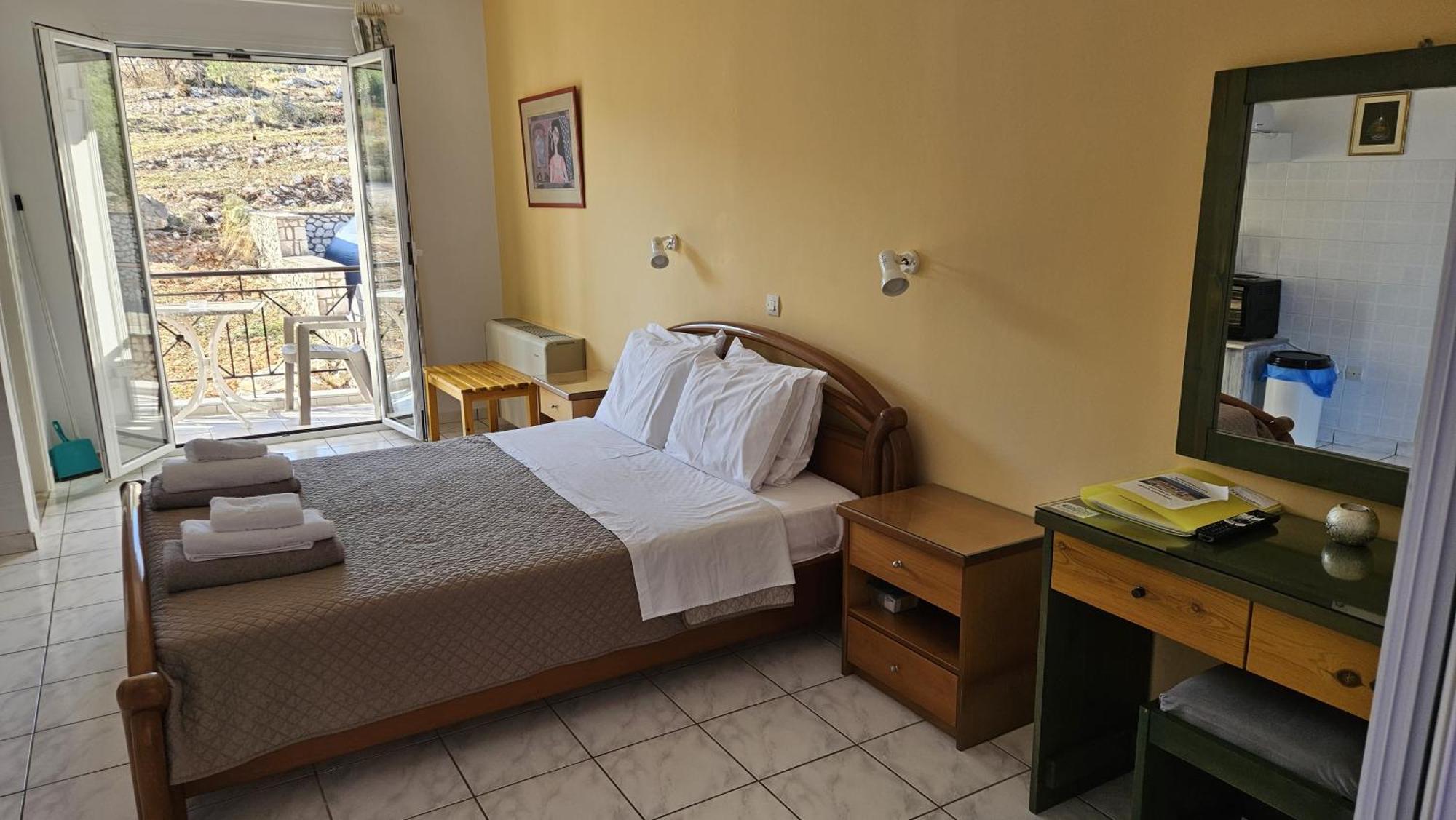Mema'S Apartment Agia Efimia Номер фото