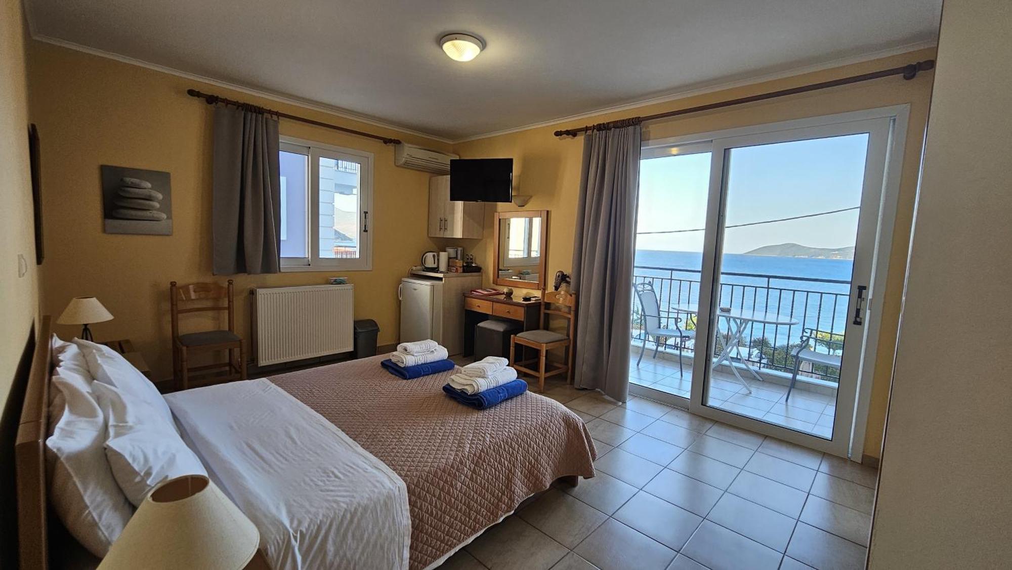 Mema'S Apartment Agia Efimia Номер фото
